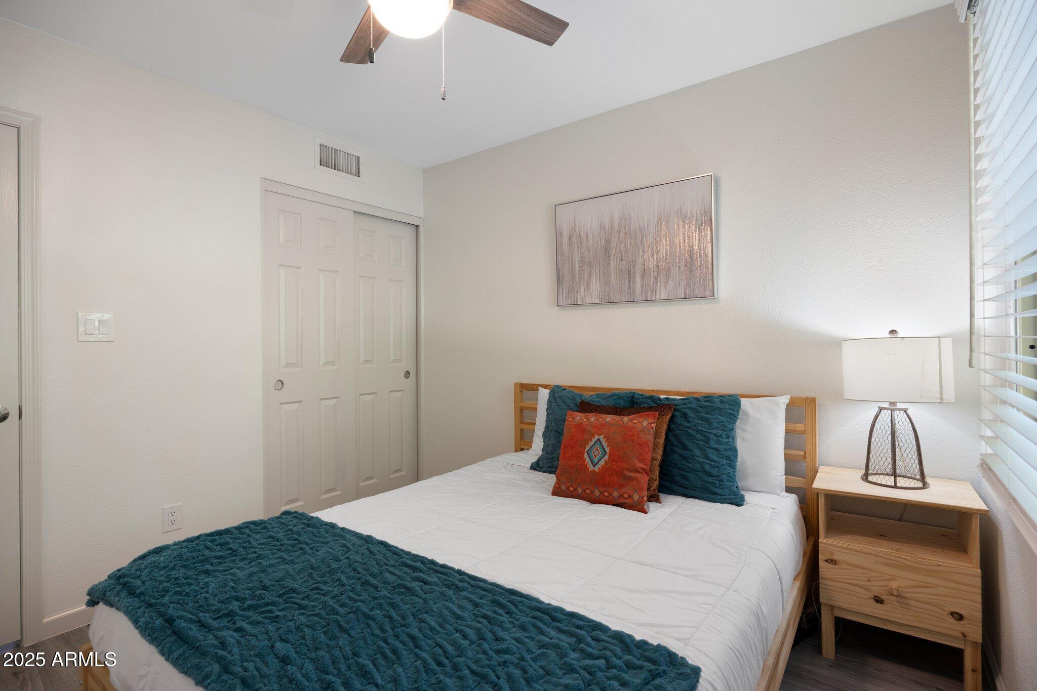 948 South Alma School Road, Unit 3 Mesa, AZ 85210 - Photo 15 of 28 IMG_5163