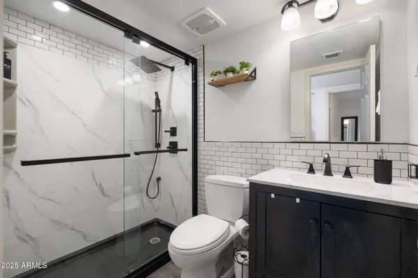 $2,400 | 948 South Alma School Road, Unit 3, Mesa, AZ 85210