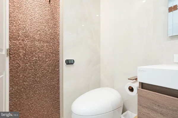 $11,000 | 3332 Dent Place Northwest, Washington, DC 20007