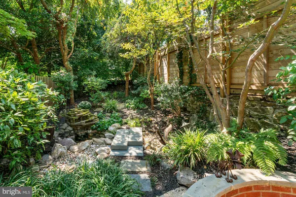 $11,000 | 3332 Dent Place Northwest, Washington, DC 20007