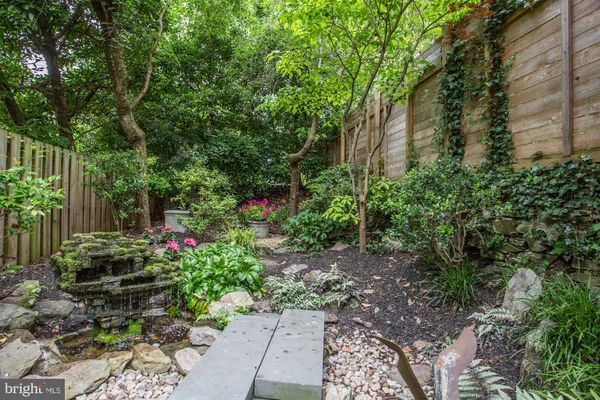 $11,000 | 3332 Dent Place Northwest, Washington, DC 20007