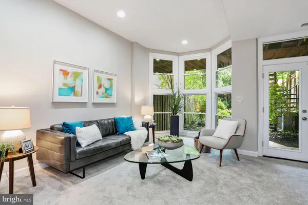 $11,000 | 3332 Dent Place Northwest, Washington, DC 20007
