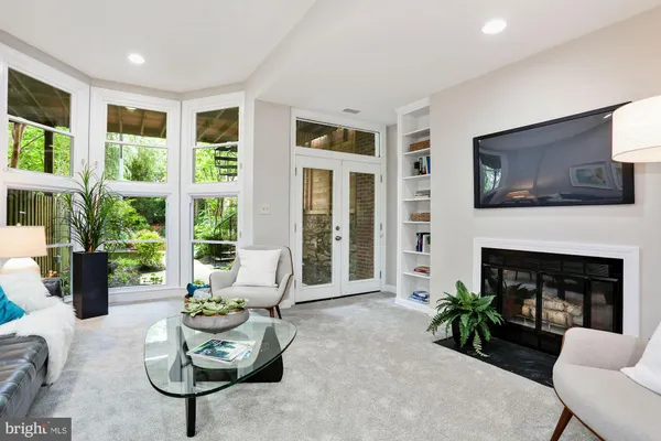 $11,000 | 3332 Dent Place Northwest, Washington, DC 20007