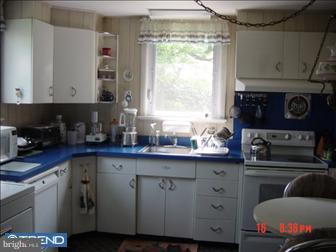 2964 Oklahoma Road Willow Grove, PA 19090 - Photo 4 of 6 Kitchen