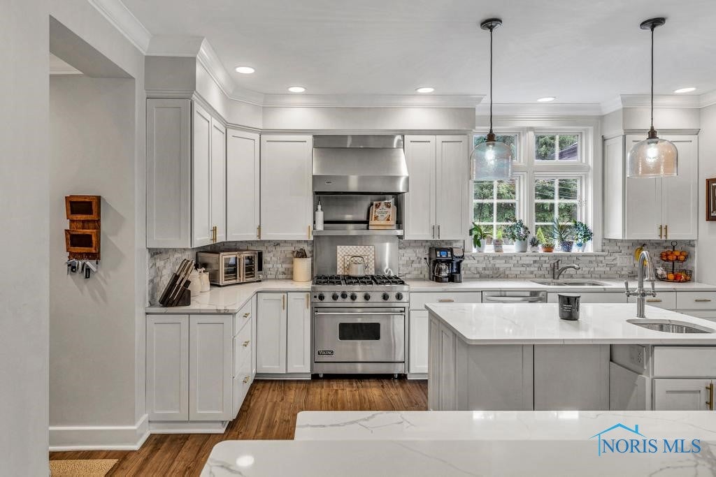4331 Indian Road Toledo, OH 43615 - Photo 21 of 50 Kitchen