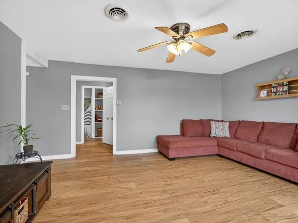 $199,900 | 1205 Mayfield Road, Fort Wayne, IN 46825
