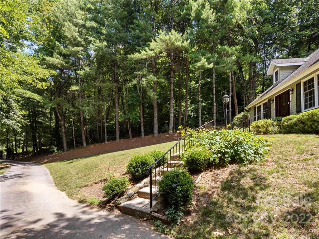 244 Frost Road Saluda, NC 28773 - Photo 36 of 45 Gallery Image 36