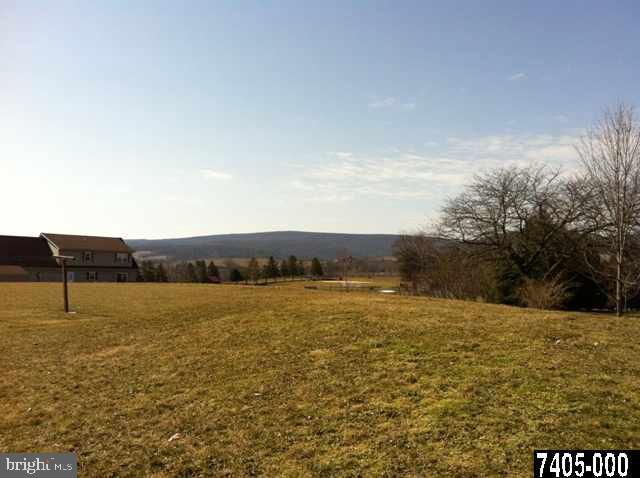 5 Oak Tree Road Orrtanna, PA 17353 - Photo 4 of 16 Gallery Image 4