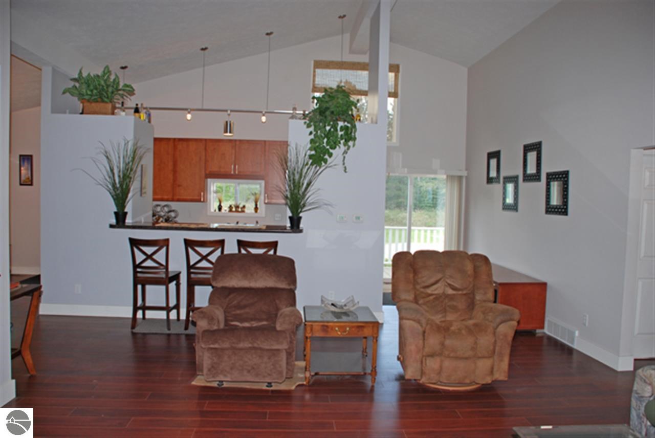 975 North Thompsonville Road Beulah, MI 49617 - Photo 9 of 33 1774896-8.JPG