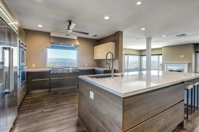 $1,499,000 | 561 South Ventu Park Road, Newbury Park, CA 91320