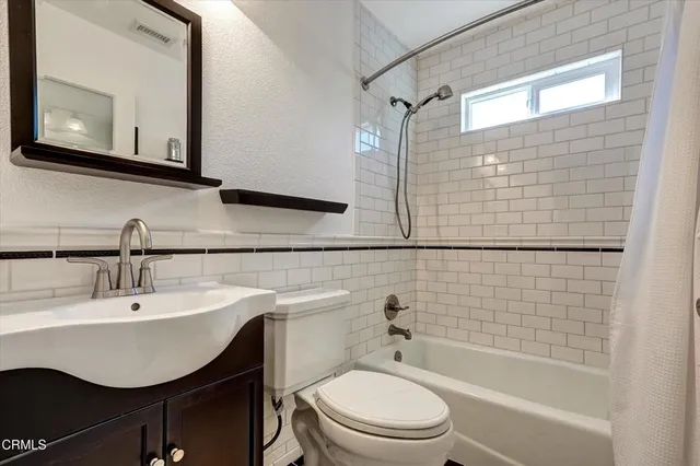 $1,499,000 | 561 South Ventu Park Road, Newbury Park, CA 91320