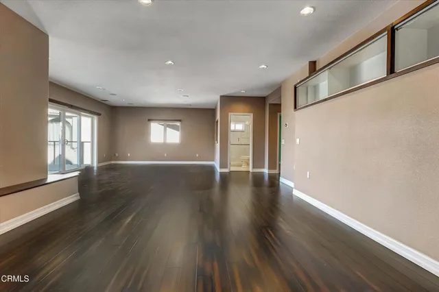 $1,499,000 | 561 South Ventu Park Road, Newbury Park, CA 91320