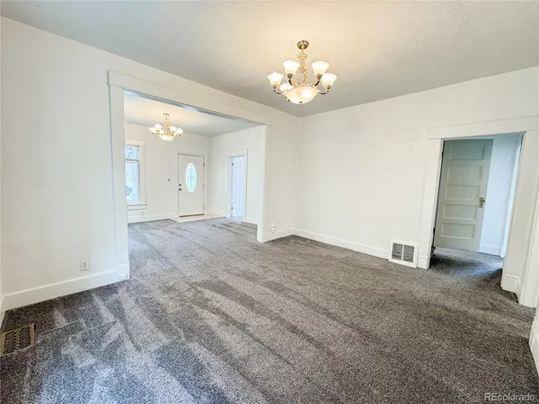 $239,000 | 322 Broadway Street, Sterling, CO 80751