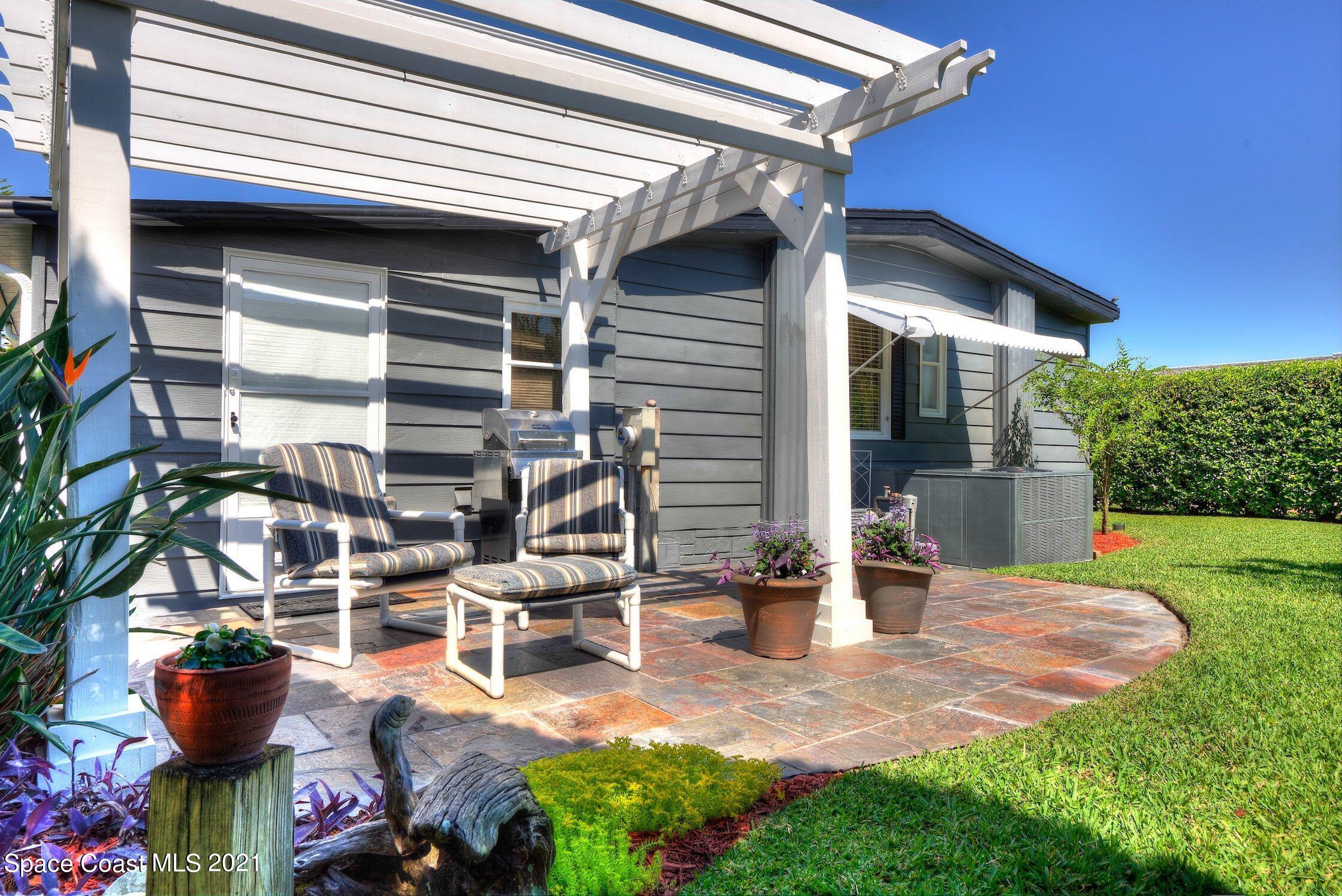 548 Ruth Circle Melbourne, FL 32904 - Photo 26 of 34 Patio