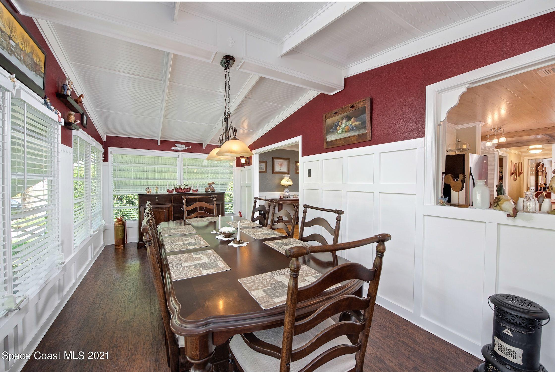 548 Ruth Circle Melbourne, FL 32904 - Photo 4 of 34 Dining Room