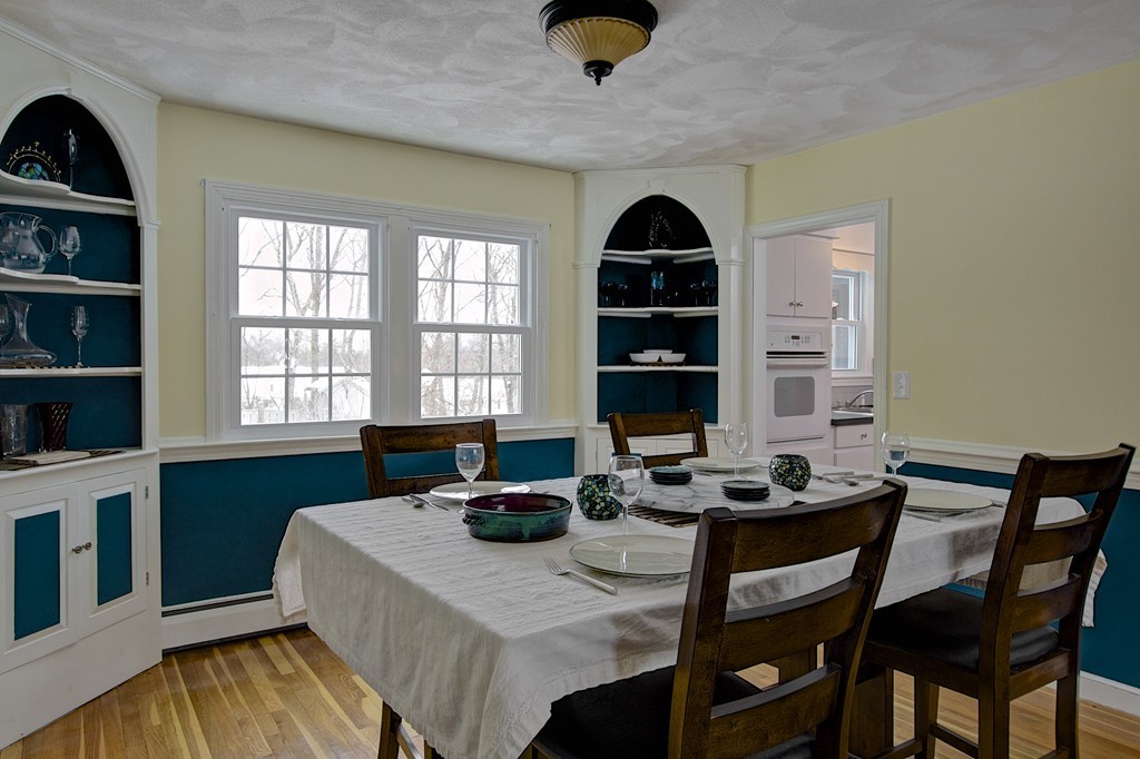 136 Longhill Road Franklin, MA 02038 - Photo 9 of 28 Gallery Image 9