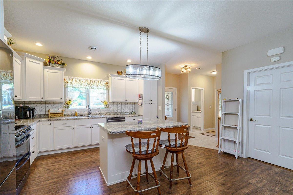 1753 Neal Street Red Wing, MN 55066 - Photo 10 of 36