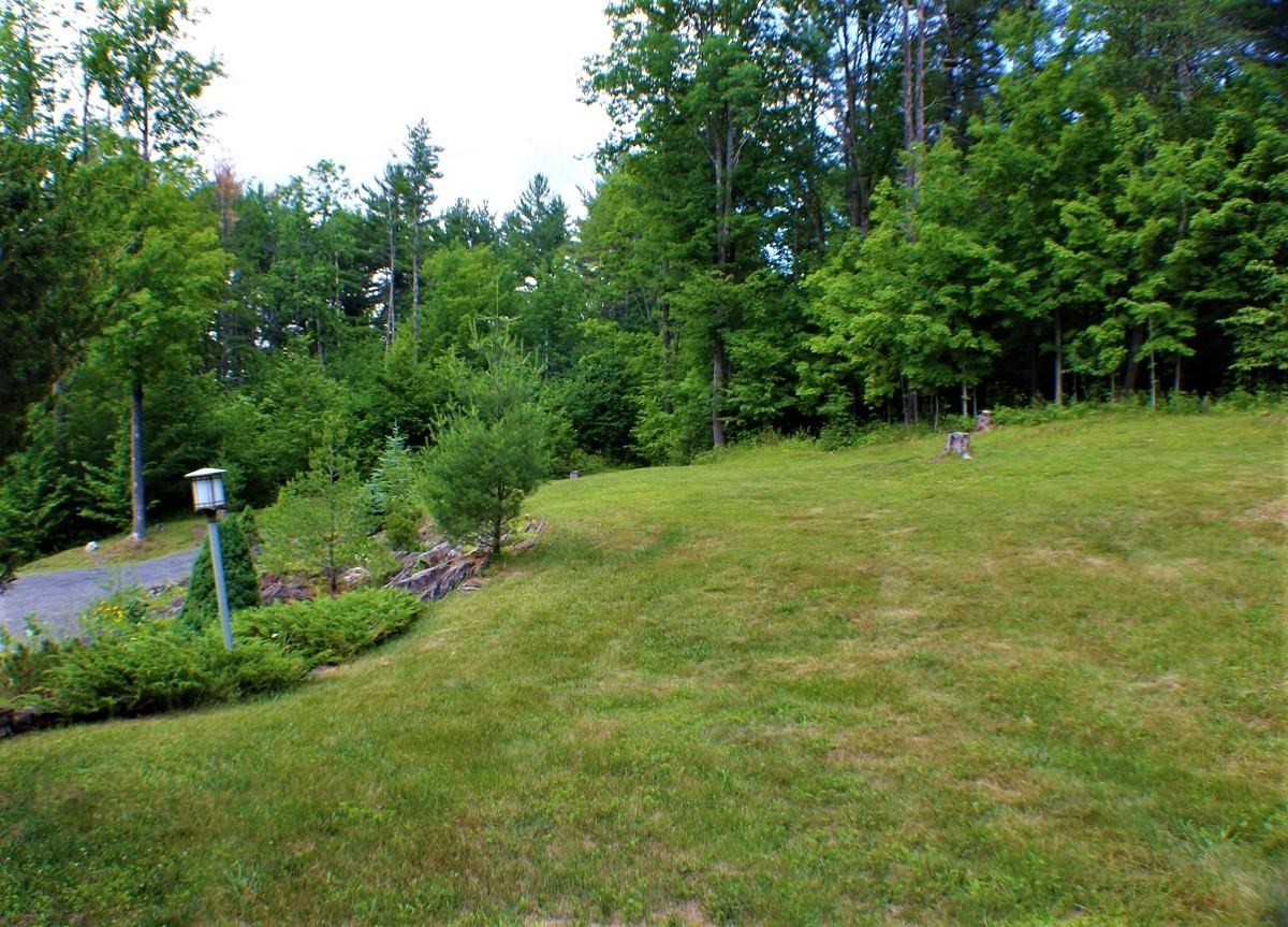241 Phelps Road Barre Town, VT 05641 - Photo 4 of 27