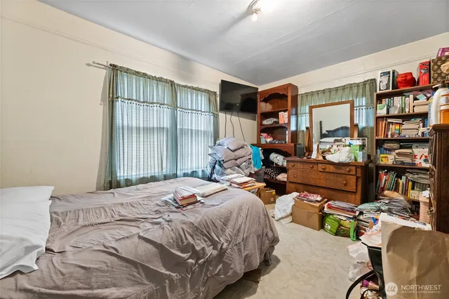 $299,950 | 4830 South C Street, Tacoma, WA 98408