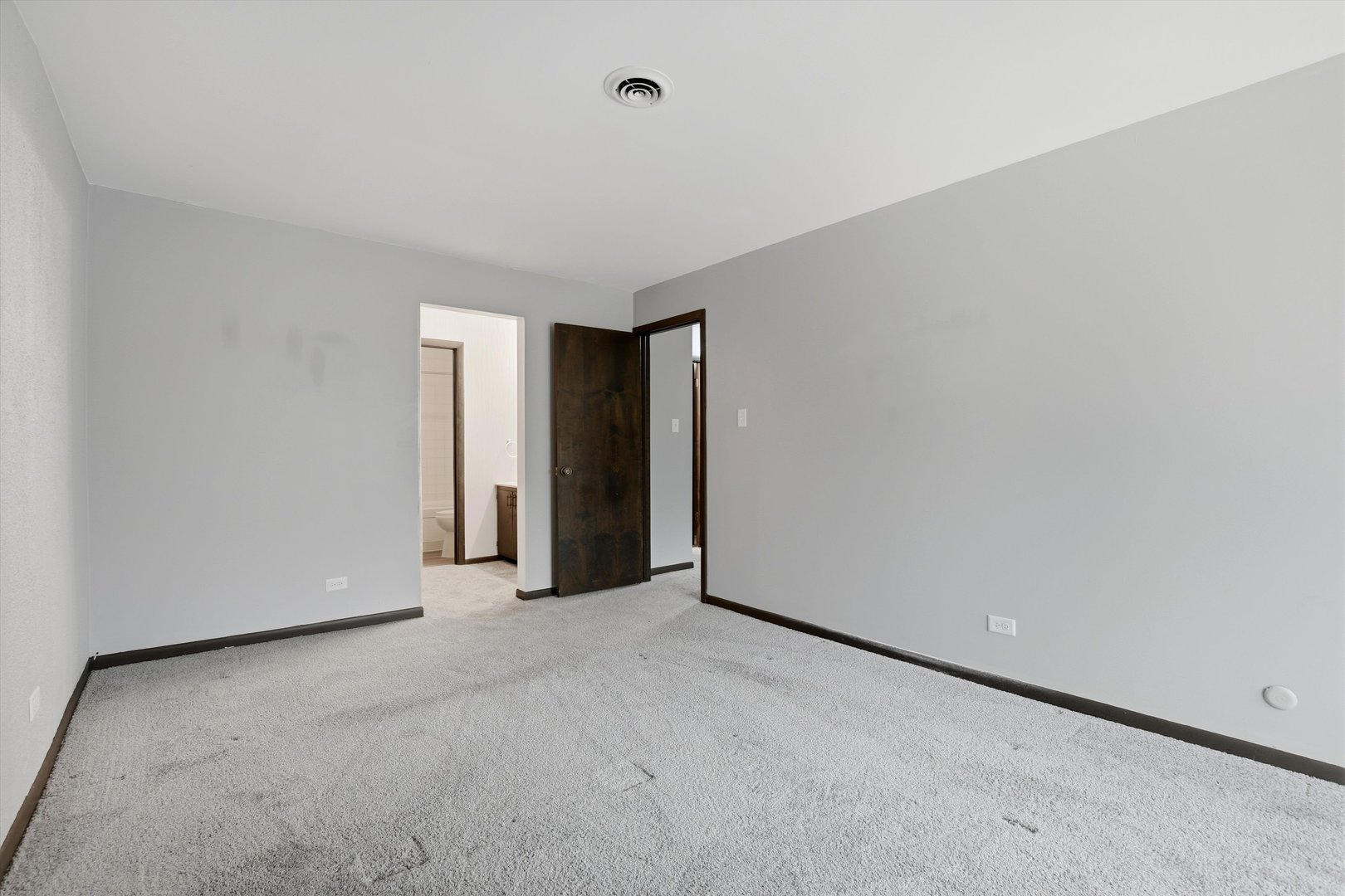 1050 Holbrook Road, Unit Q Homewood, IL 60430 - Photo 12 of 21