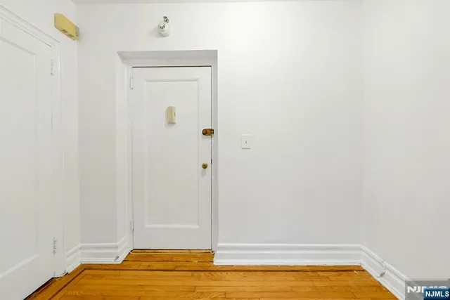 a view of room with walk in closet