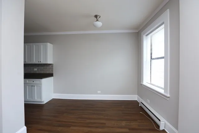 $1,850 | 817 West Lakeside Place, Unit 210, Chicago, IL 60640