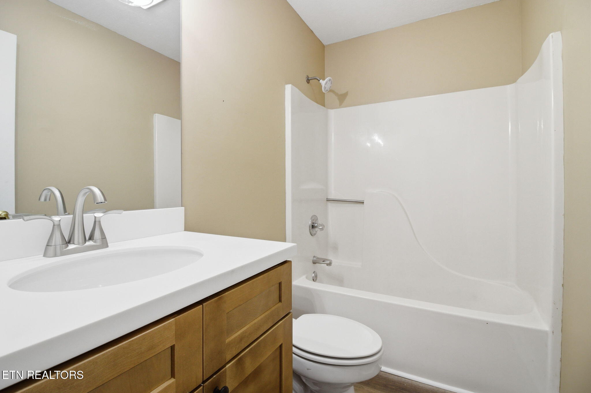 347 Ritz View Drive, Unit A AND B Blaine, TN 37709 - Photo 15 of 37 29-web-or-mls-DZ3A8523