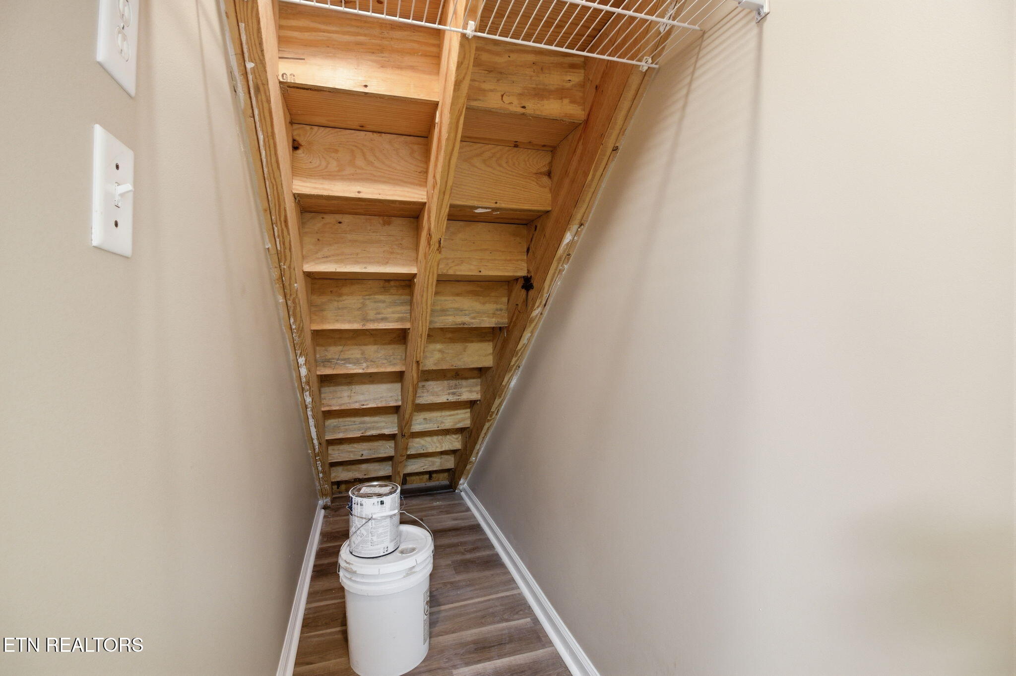 347 Ritz View Drive, Unit A AND B Blaine, TN 37709 - Photo 29 of 37 34-web-or-mls-DZ3A8559