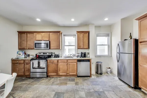 $7,175 | 47 Hillside Street, Unit 2, Boston, MA 02120