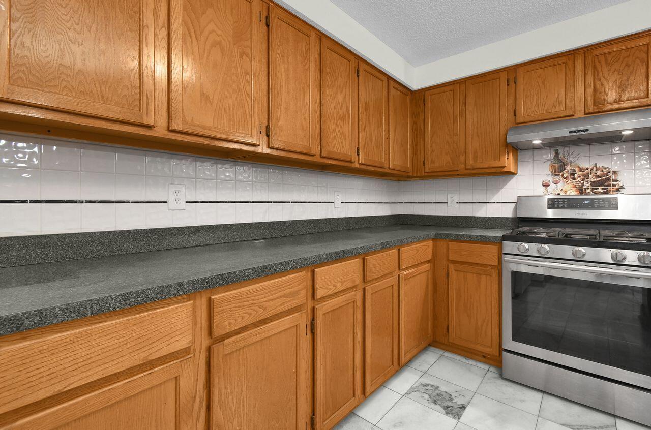 12383 Harmon Road Pickerington, OH 43147 - Photo 11 of 36 I