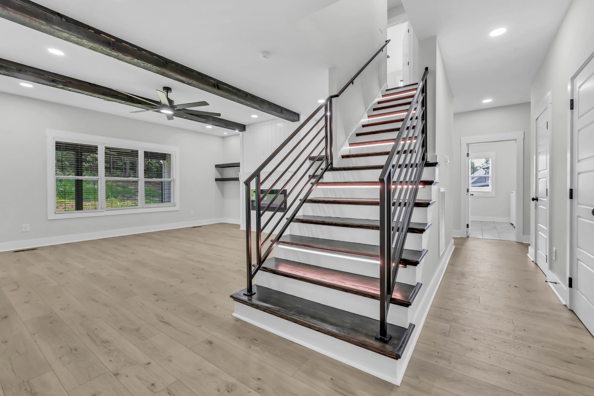 1725 Powell Road Clarksville, TN 37043 - Photo 28 of 48 Gallery Image 28