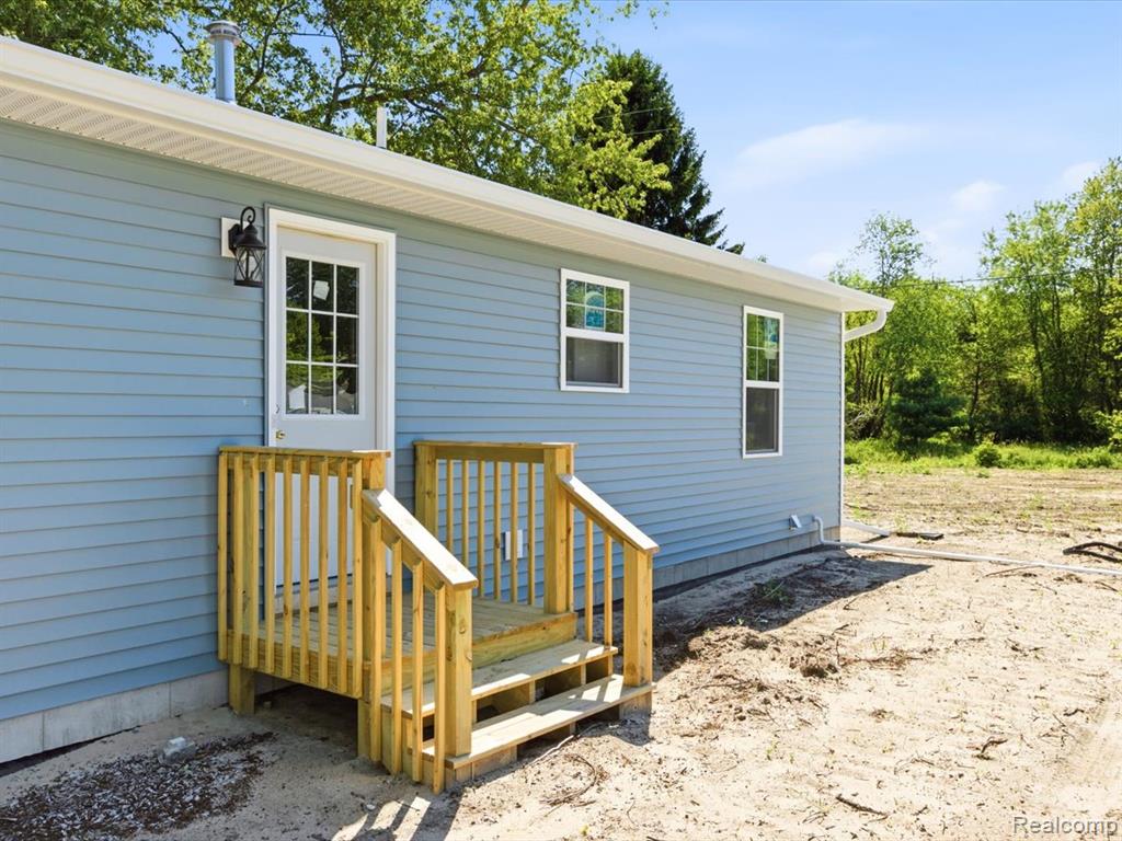 2971 Beach Road Port Huron, MI 48060 - Photo 25 of 29