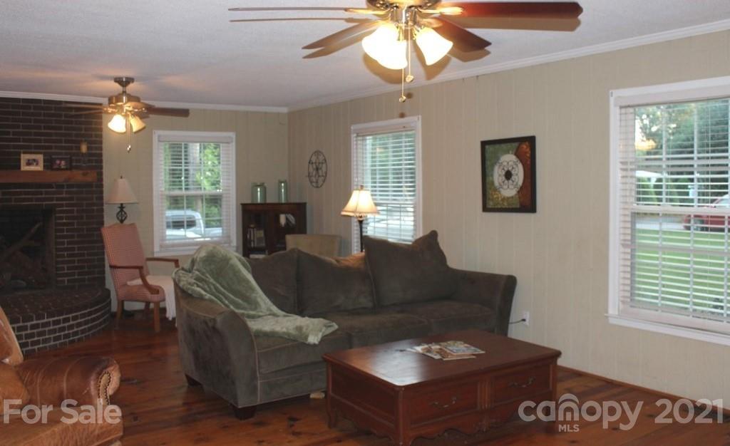 590 Smythe Road Fort Mill, SC 29715 - Photo 4 of 20 Gallery Image 4