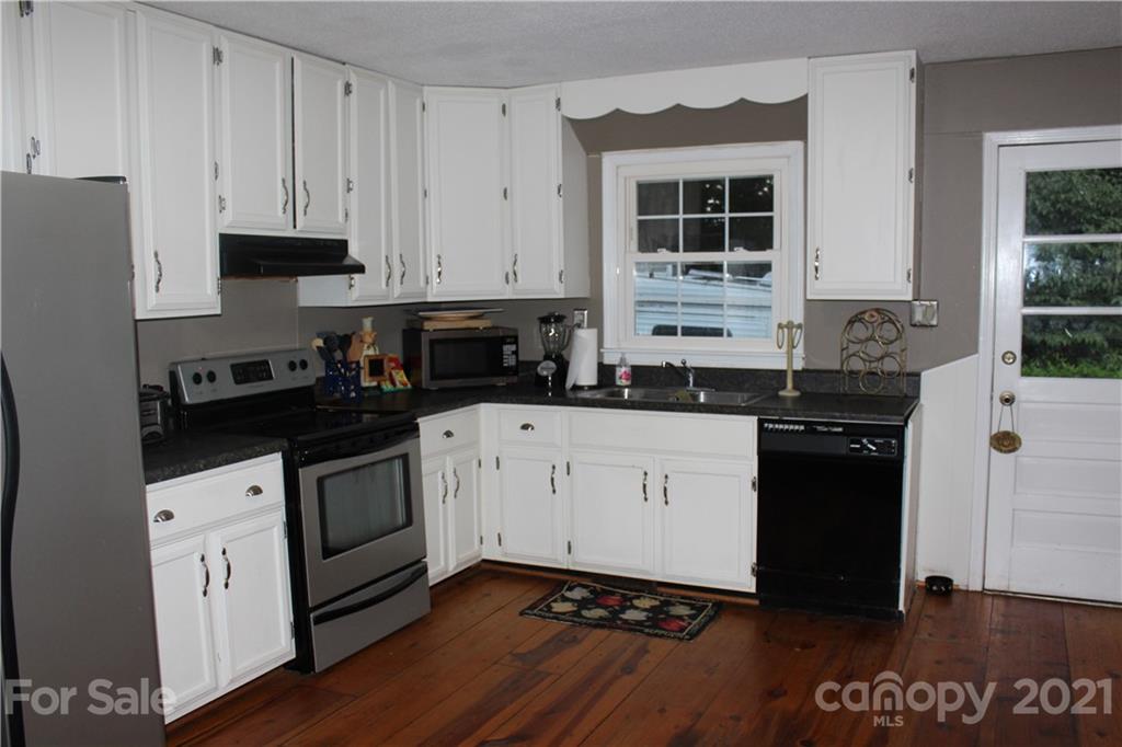 590 Smythe Road Fort Mill, SC 29715 - Photo 10 of 20 Gallery Image 10