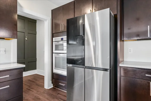 $599,900 | 313 London Way, Savoy, IL 61874