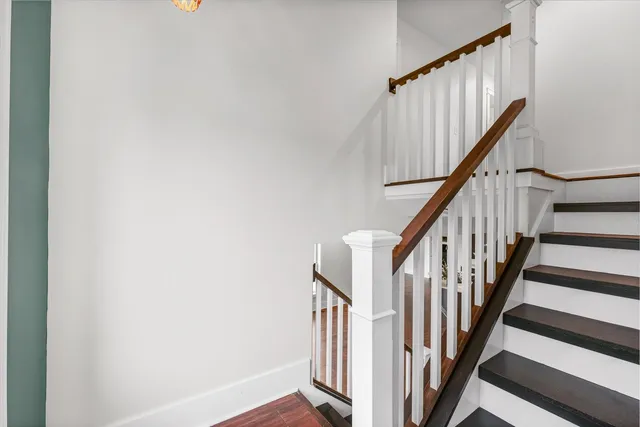 $599,900 | 313 London Way, Savoy, IL 61874