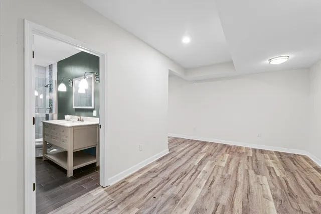 $599,900 | 313 London Way, Savoy, IL 61874