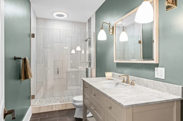 $599,900 | 313 London Way, Savoy, IL 61874