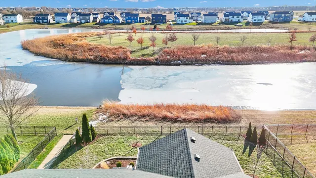 $599,900 | 313 London Way, Savoy, IL 61874