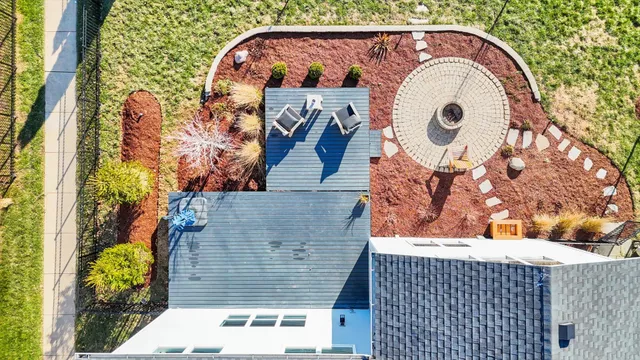 $599,900 | 313 London Way, Savoy, IL 61874