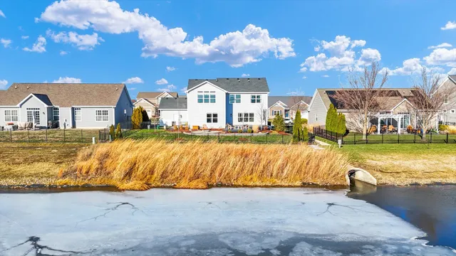 $599,900 | 313 London Way, Savoy, IL 61874