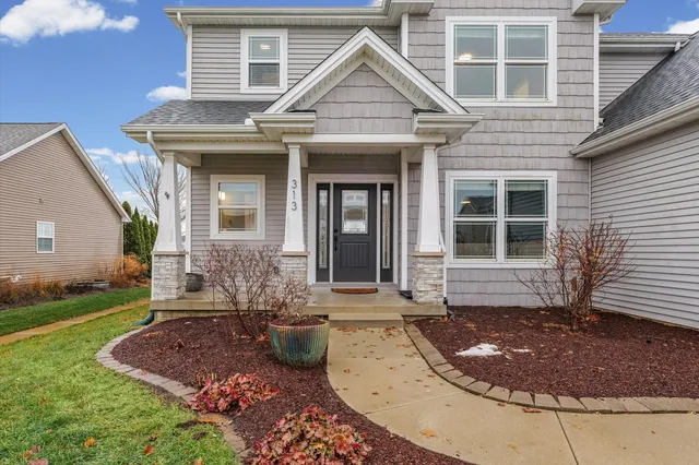 $599,900 | 313 London Way, Savoy, IL 61874