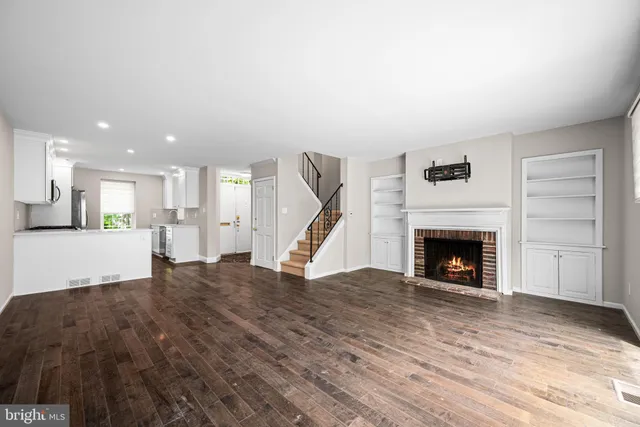 $4,500 | 15 Llanfair Road, Unit B, Ardmore, PA 19003