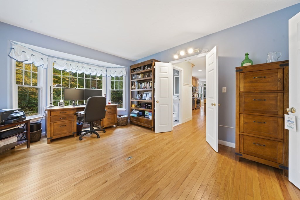 3 Fairview Road Medfield, MA 02052 - Photo 11 of 34 Gallery Image 11