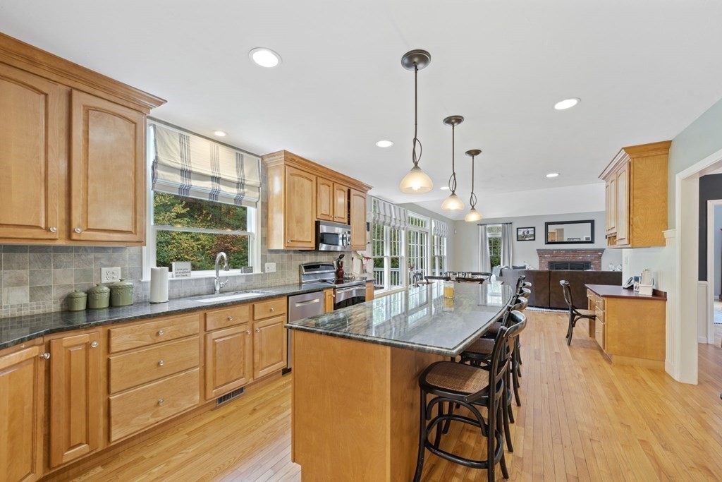 3 Fairview Road Medfield, MA 02052 - Photo 6 of 34 Gallery Image 6