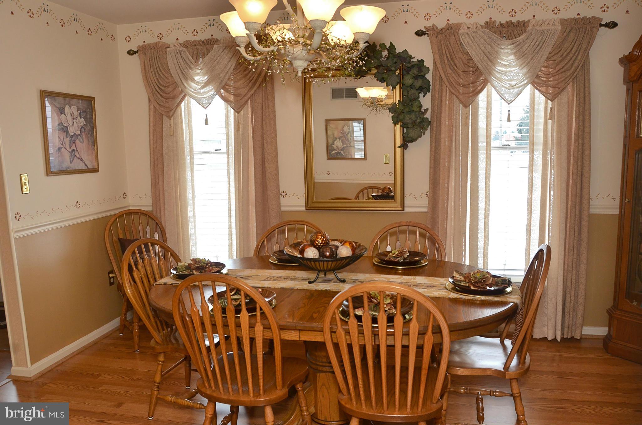 16210 Lappans Road Williamsport, MD 21795 - Photo 10 of 29 Dining Room