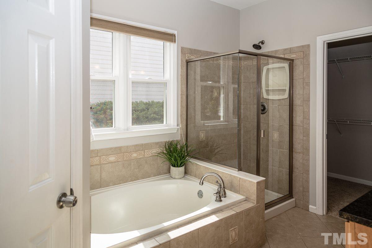 5329 Harrington Grove Drive Raleigh, NC 27613 - Photo 13 of 24