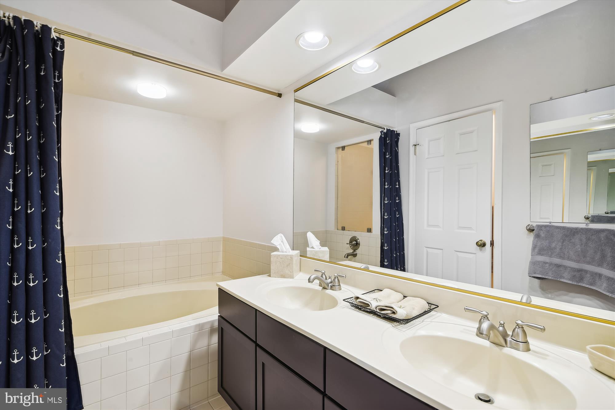112 Spring Pl Way Annapolis, MD 21401 - Photo 13 of 20 Primary Bath