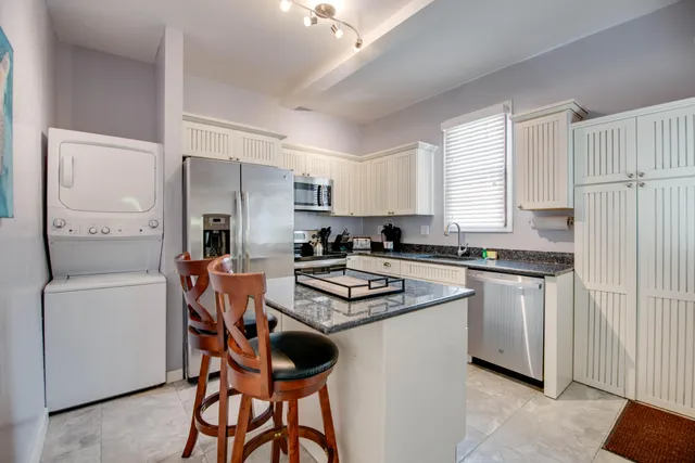 $1,550,000 | 1202 Whitehead Street, Key West, FL 33040