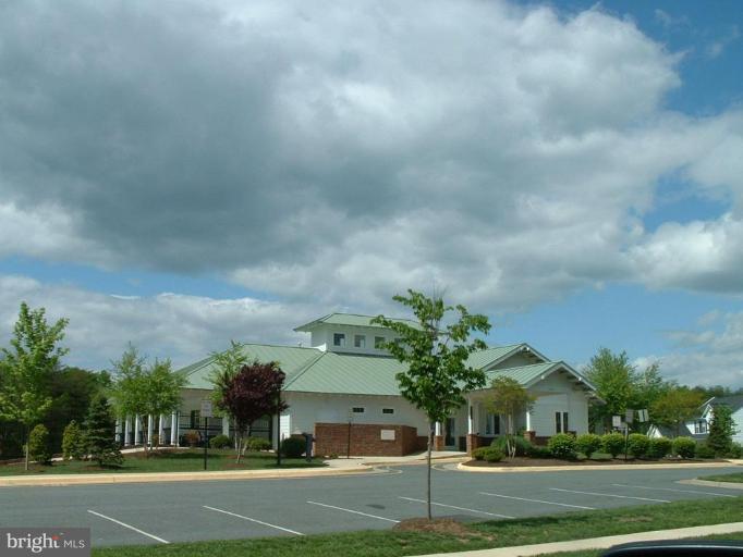 18 Riggs Road Fredericksburg, VA 22405 - Photo 4 of 24 Club House